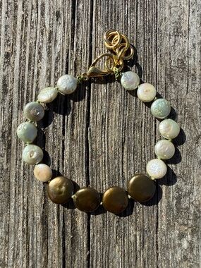 Elegant olive green and mint green pearl Bracelet